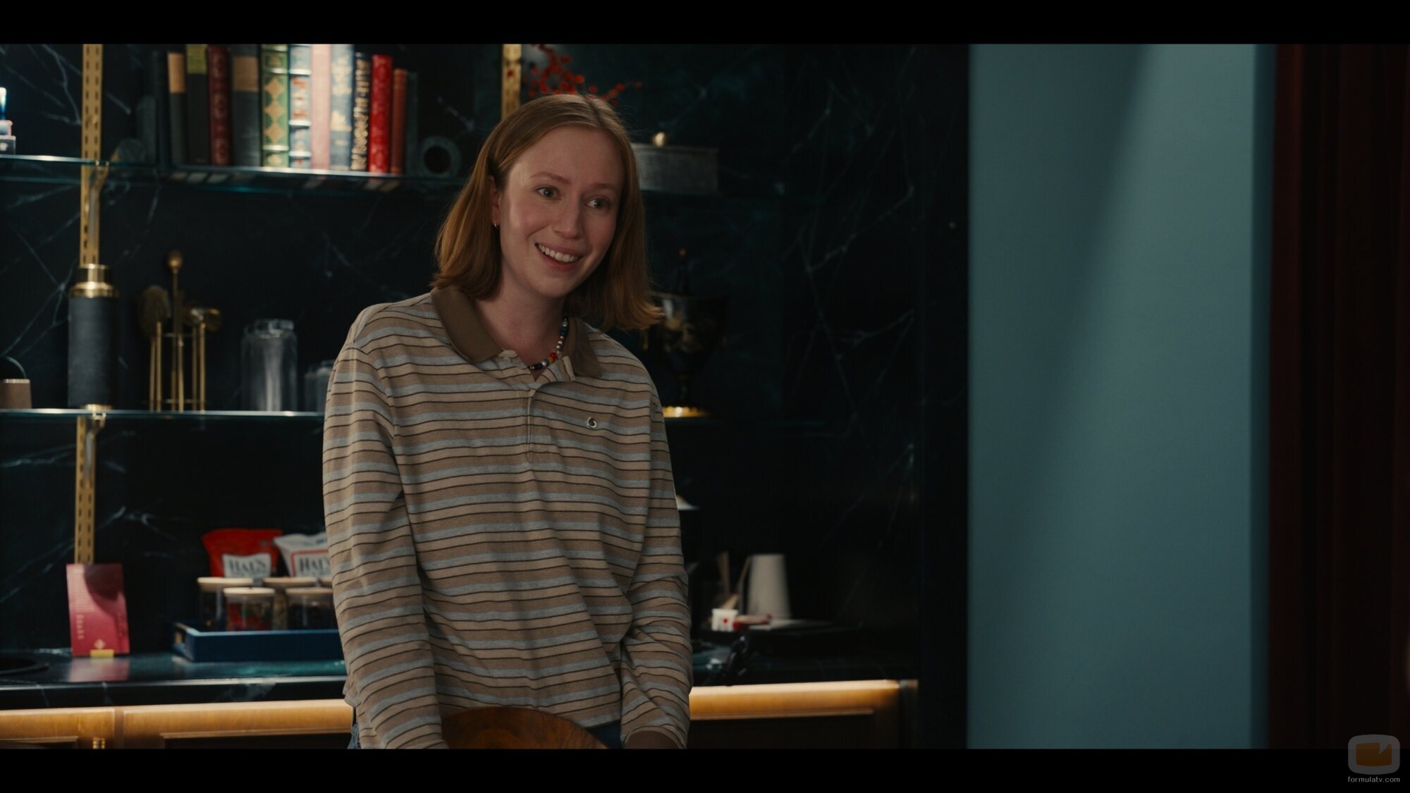 Hannah Einbinder en Capítulo 9 titulado 'El Madison' de 'Hacks'
