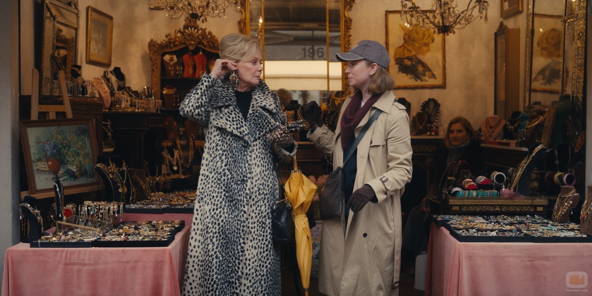 Promocional de Jean Smart y Hannah Einbinder en 5x10 titulado 'Hacks' de 'Hacks'