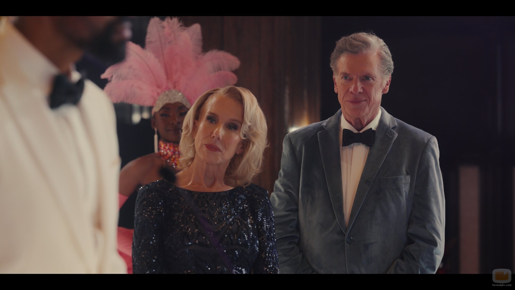Christopher McDonald y Lauren Weedman en 5x10 'Hacks' de 'Hacks'