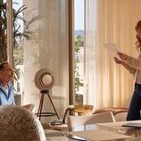 Lisa Kudrow y Damian Young en la temporada 3 y el capítulo 01 de 'The Comeback'