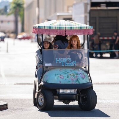 Laura Silverman y Lisa Kudrow en Capítulo 4 titulado 'Valerie lo hace todo' de 'The Comeback'
