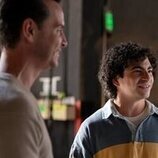 Tony Macht en 3x05 'Valerie enciende una vela' de 'The Comeback'
