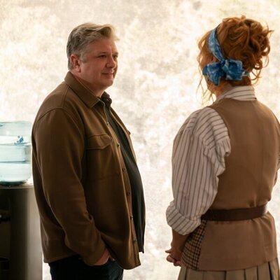 Lance Barber en 'Valerie enciende una vela' de 'The Comeback'