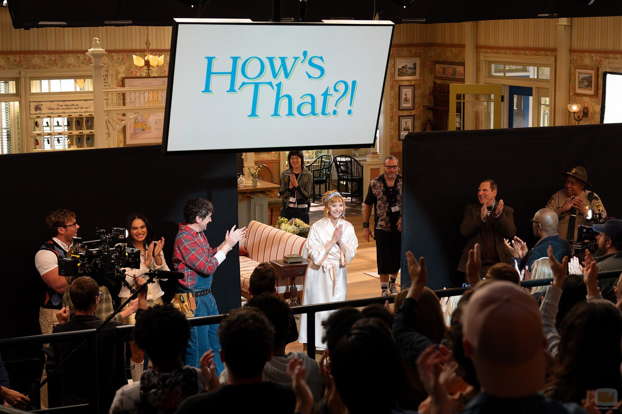 Imagen de Lisa Kudrow en 3x08 'Valerie Cherish' de 'The Comeback'
