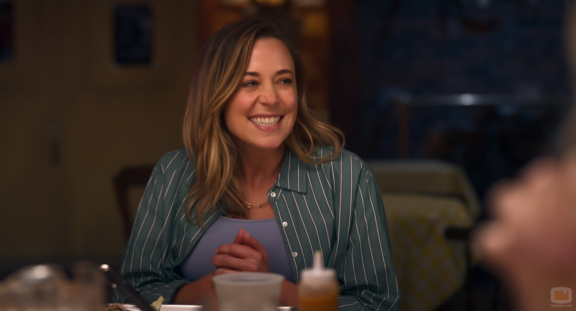 Erika Henningsen en 2x01 titulado 'Senderismo' de 'Las cuatro estaciones'