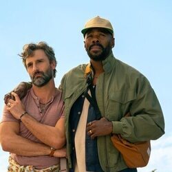 Marco Calvani y Colman Domingo en Capítulo 1 titulado 'Senderismo' de 'Las cuatro estaciones'