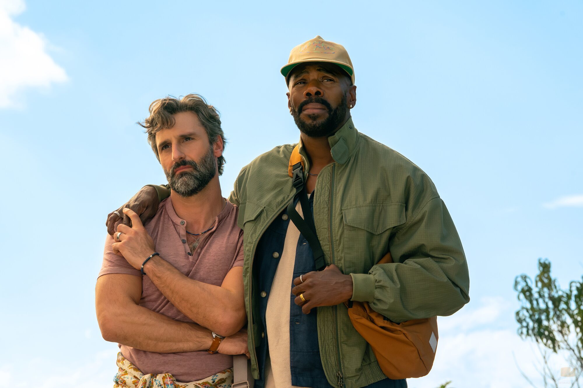 Marco Calvani y Colman Domingo en Capítulo 1 titulado 'Senderismo' de 'Las cuatro estaciones'