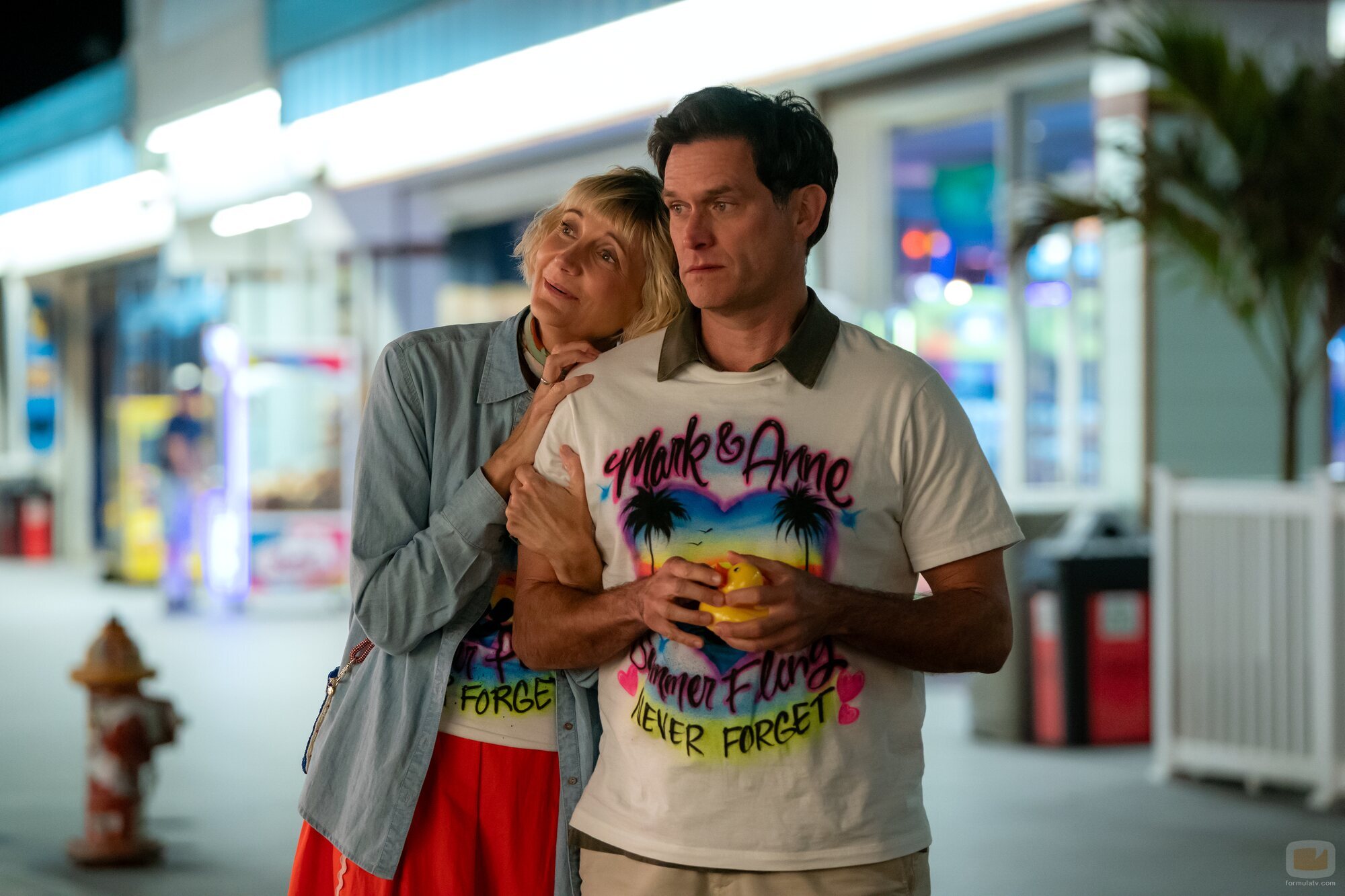 Vistazo a Kerri Kenney y Steven Pasquale en 'En el paseo marítimo' de 'The Four Seasons'