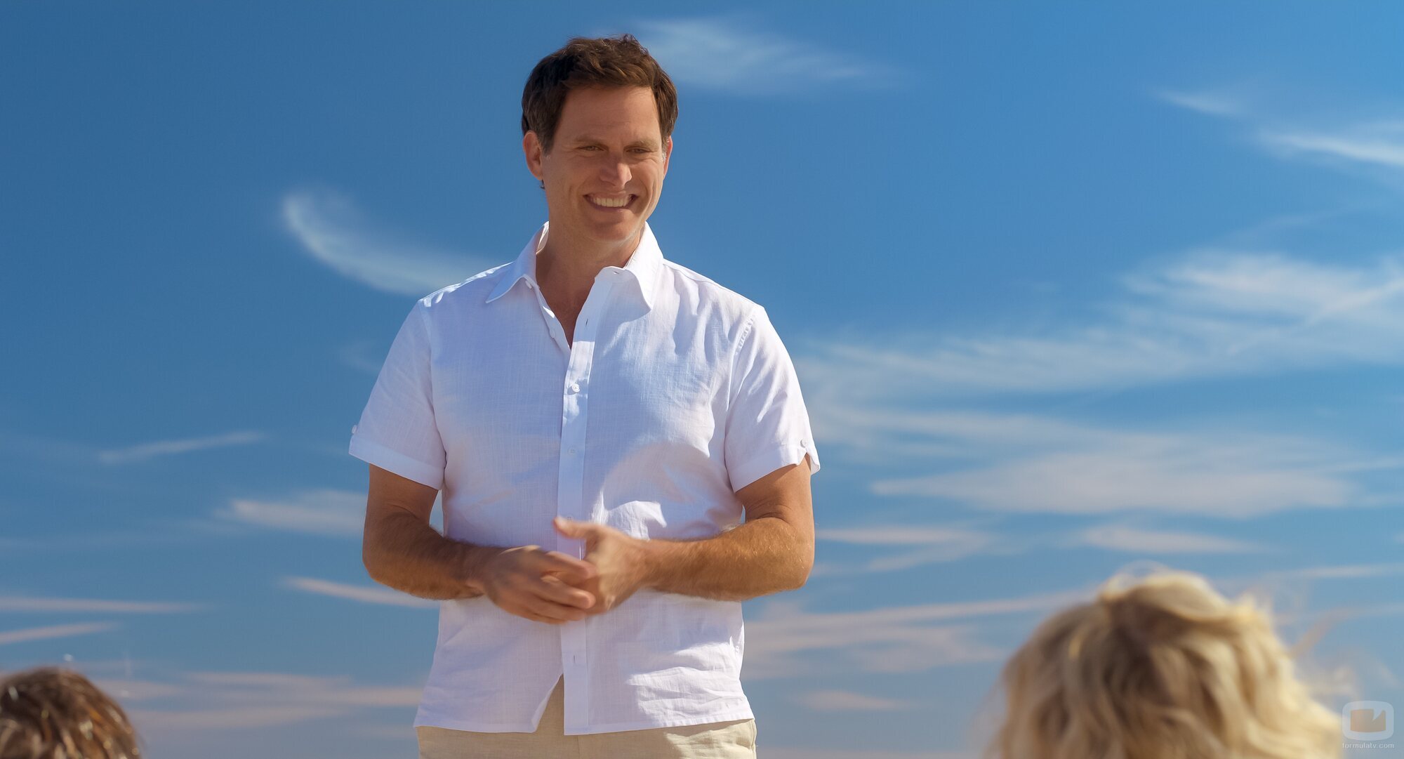 Steven Pasquale en 2x04 titulado 'En el paseo marítimo' de 'Las cuatro estaciones'