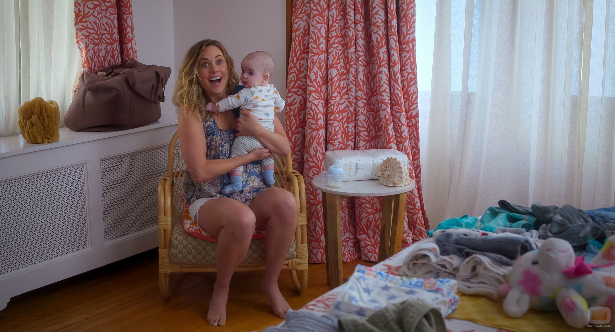 Erika Henningsen en Capítulo 4 titulado 'En el paseo marítimo' de 'Las cuatro estaciones'