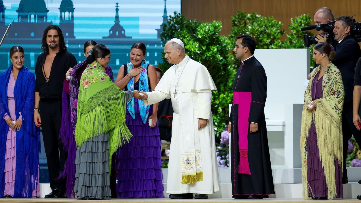 Acto del papa León XIV en el Movistar Arena de Madrid