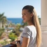 Victoria Kantch en la temporada 1 y el capítulo 01 de 'Oasis'