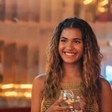 Amanda Palomino en 1x03 'Episodio #1.3' de 'Oasis'