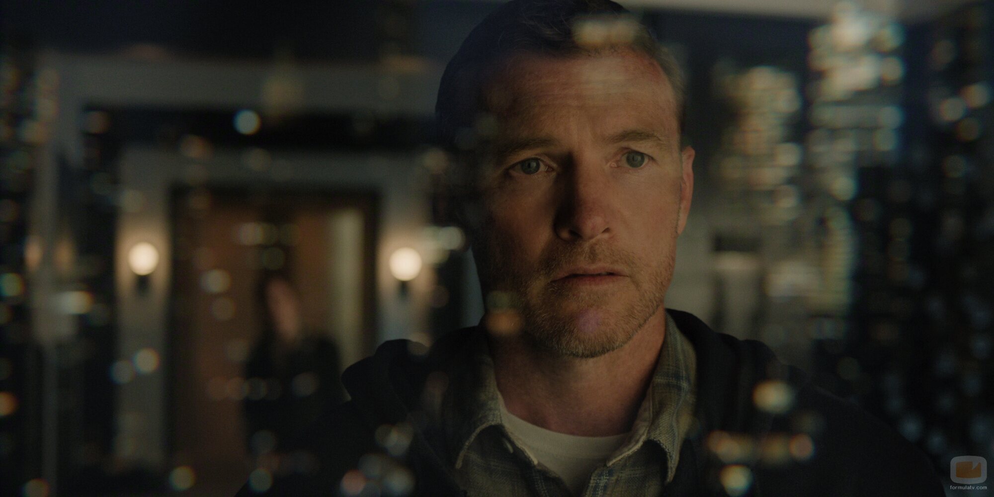 Sam Worthington en el 1x02 de 'I Will Find You'
