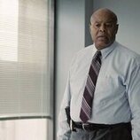 Chi McBride en 1x05 'Episode #1.5' de 'Te encontraré'