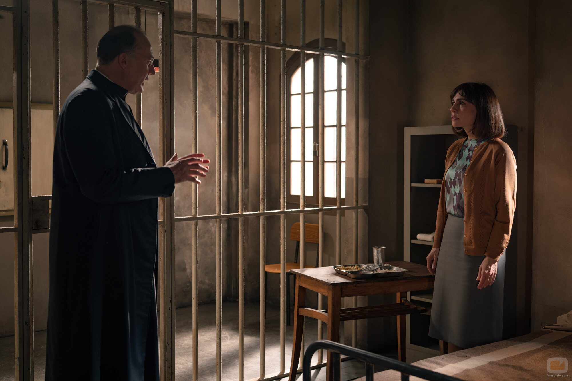 Itziar Atienza y Daniel Albaladejo en el 3x103 de 'Sueños de libertad'