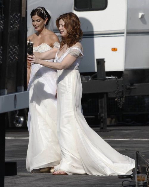 Dana Delany y Teri Hatcher se visten de blanco en 'Mujeres desesperadas'