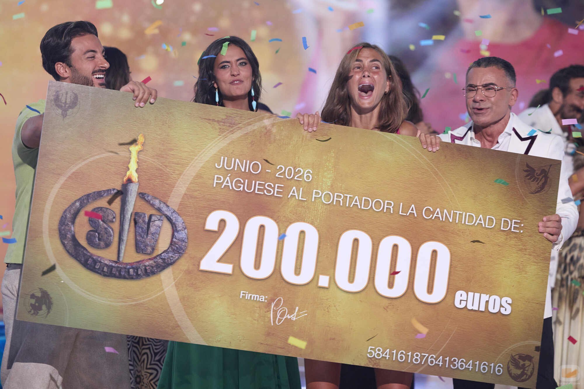 Maica Benedicto, Jorge Javier Vázquez y María Lamela en la gala final de 'Supervivientes 2026'