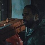 Kevin Carroll en 1x09 titulado 'Refugio de emergencia' de 'La maldición de Widow's Bay'