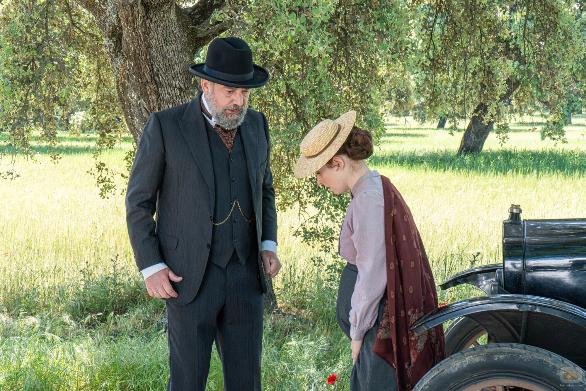 Manuel Regueiro y Sara Molina en 7x121 'Viernes 26 de junio de 2026' de 'La promesa'