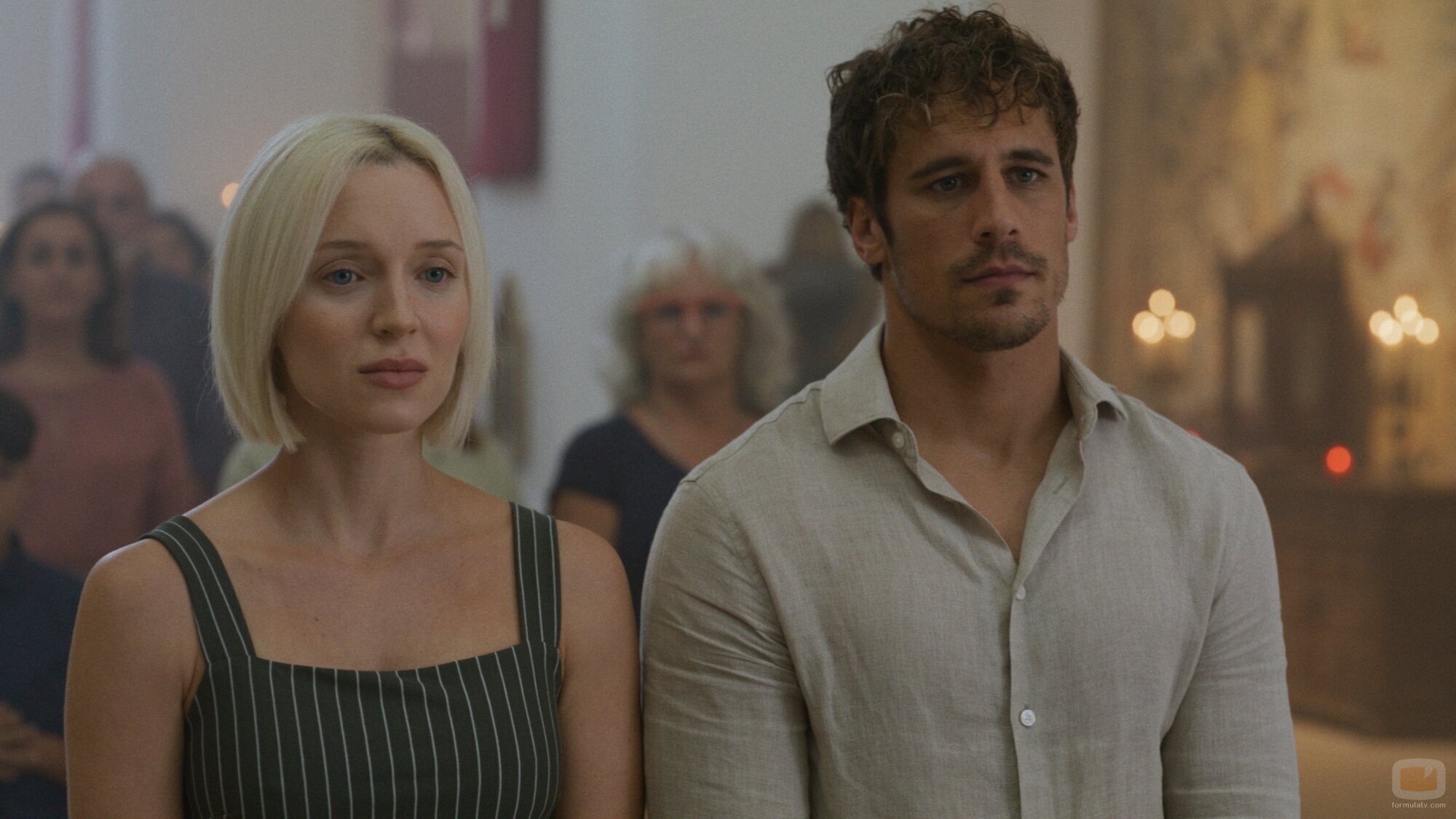 Martiño Rivas y Karina Kolokolchykova en la temporada 1 y el capítulo 03 de 'Ella, maldita alma'