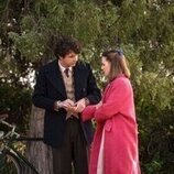 Fotograma de Isabel Moreno y Marco H. Medina en la temporada 3 y el capítulo 118 de 'Sueños de libertad'