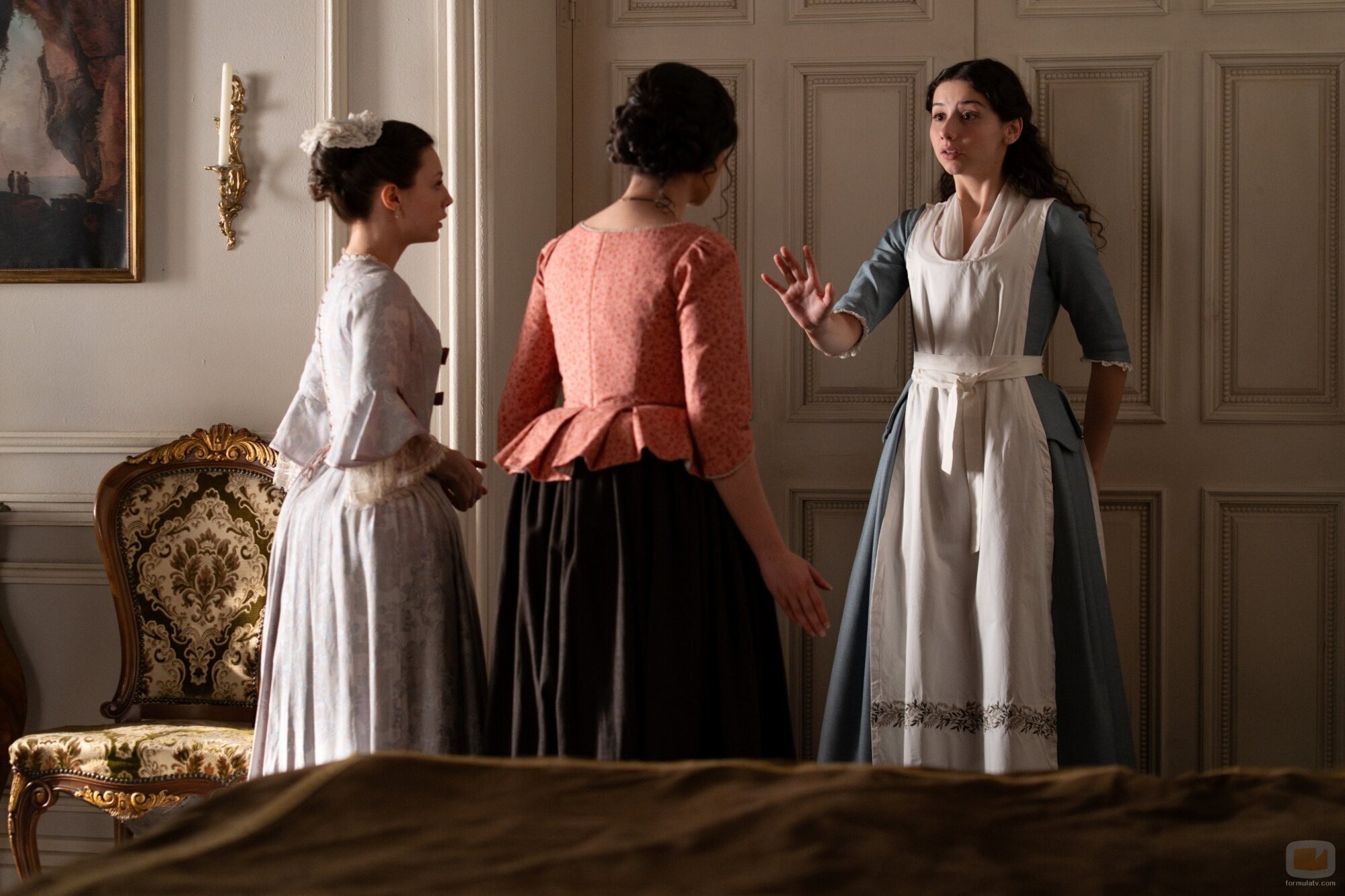 Helena Zumel y Emma Guilera en 3x203 'Martes 30 de junio de 2026' de 'Valle Salvaje'
