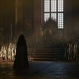 Ewan Mitchell y Olivia Cooke en 'Sal y Mar, Fuego y Sangre' de 'House of the Dragon'