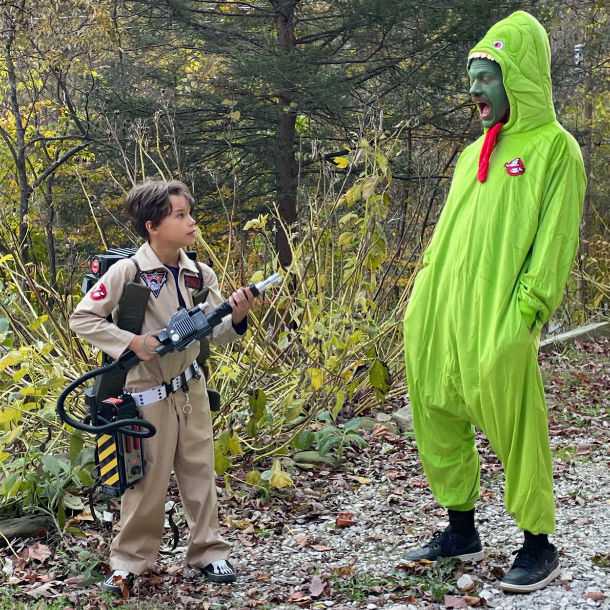 Josey Dorsey junto a su padre en el último Halloween