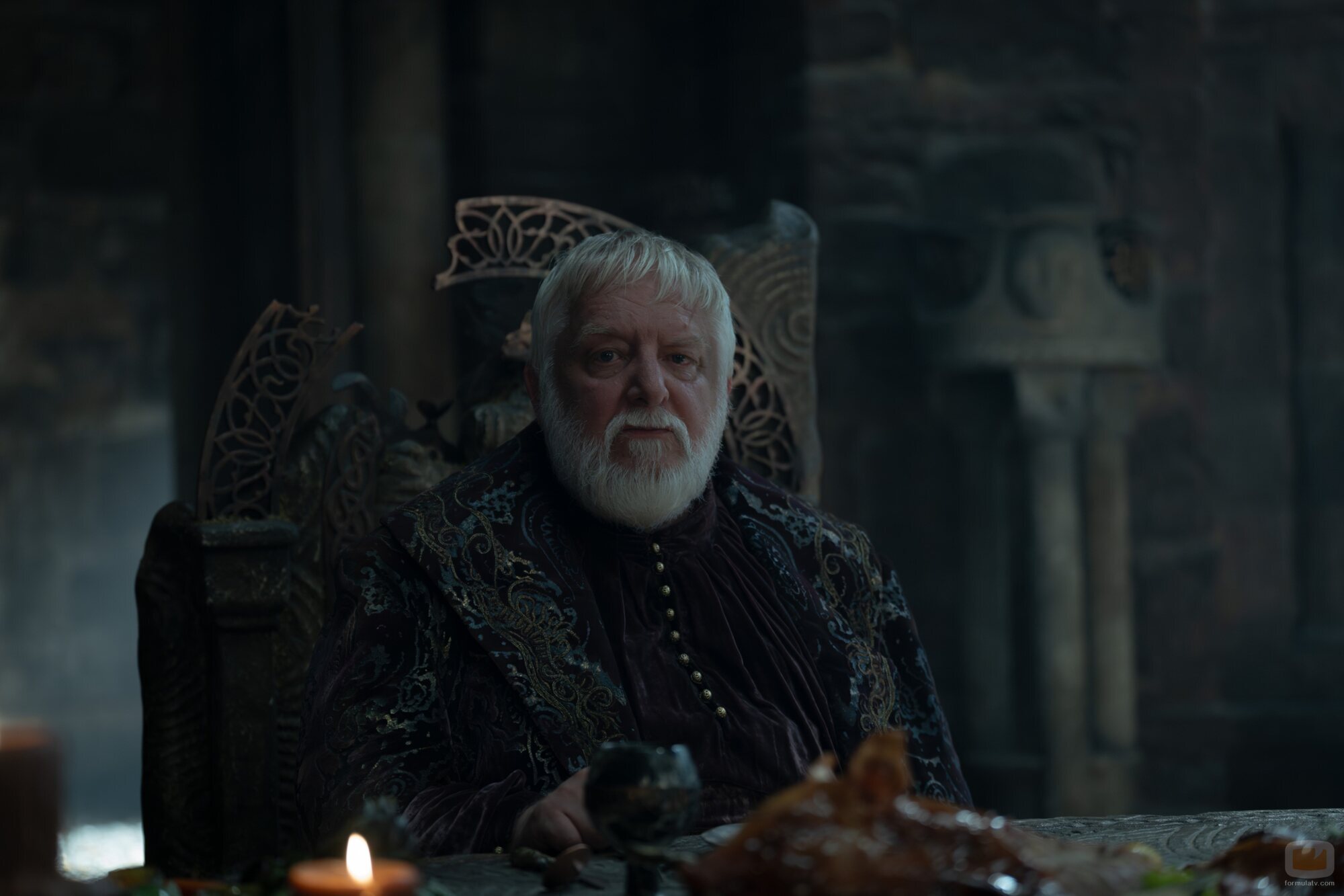 Simon Russell Beale en 'Desembarco de la Reina' de 'House of the Dragon'
