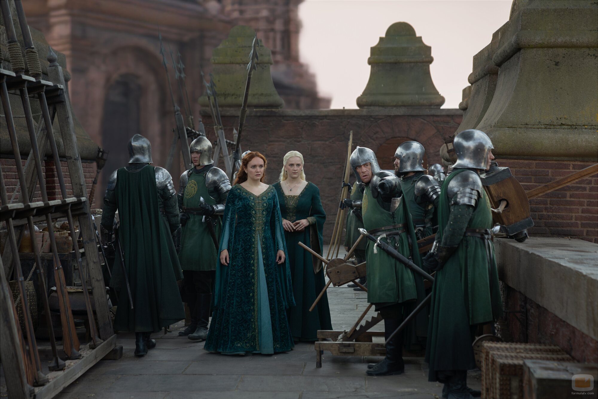 Olivia Cooke y Phia Saban en el 3x02 de 'House of the Dragon'