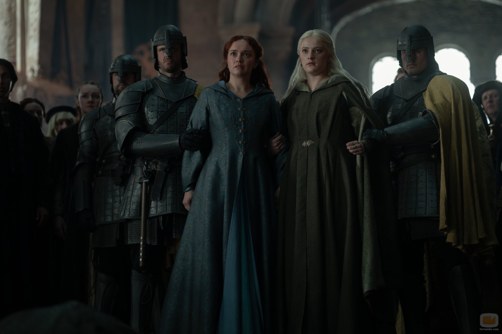 Olivia Cooke y Phia Saban en 3x02 'Desembarco de la Reina' de 'La Casa del Dragón'
