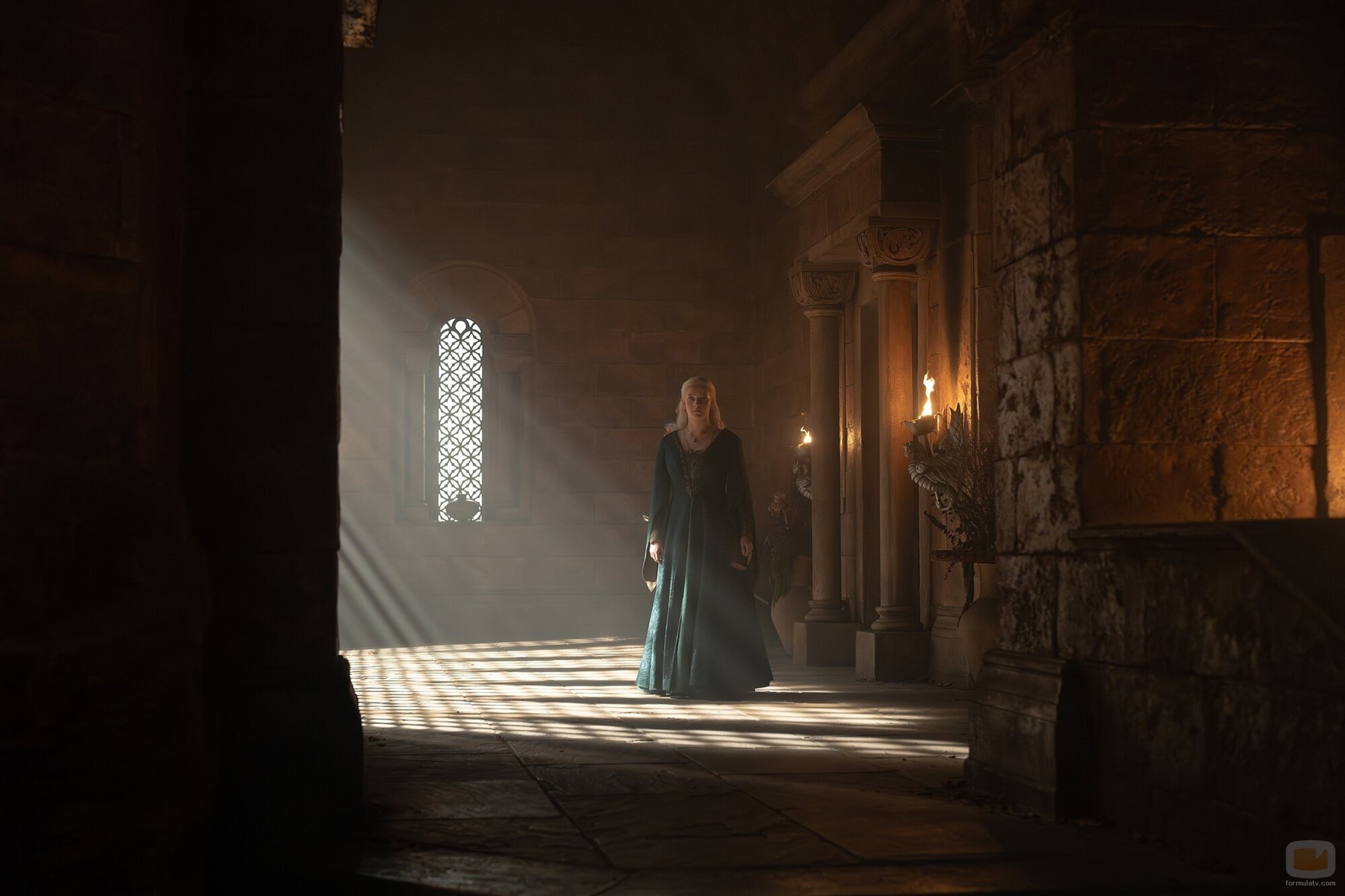 Phia Saban en Capítulo 2 titulado 'Desembarco de la Reina' de 'La Casa del Dragón'