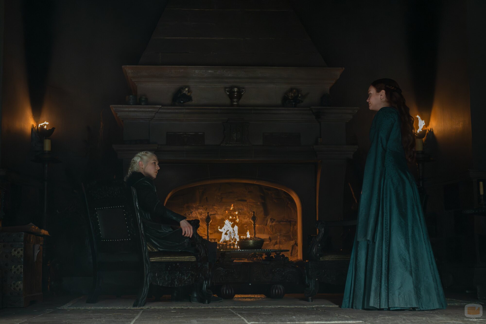 Emma D'Arcy y Olivia Cooke en 'Rhaenyra Triunfante' de 'La Casa del Dragón'