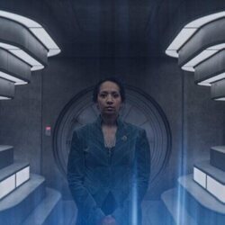Alexandria Riley en Capítulo 1 titulado '¿Quién eres tú?' de 'Silo'
