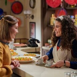 Dèlia Brufau y Isabel Moreno en 3x124 'Viernes 10 de julio de 2026' de 'Sueños de libertad'