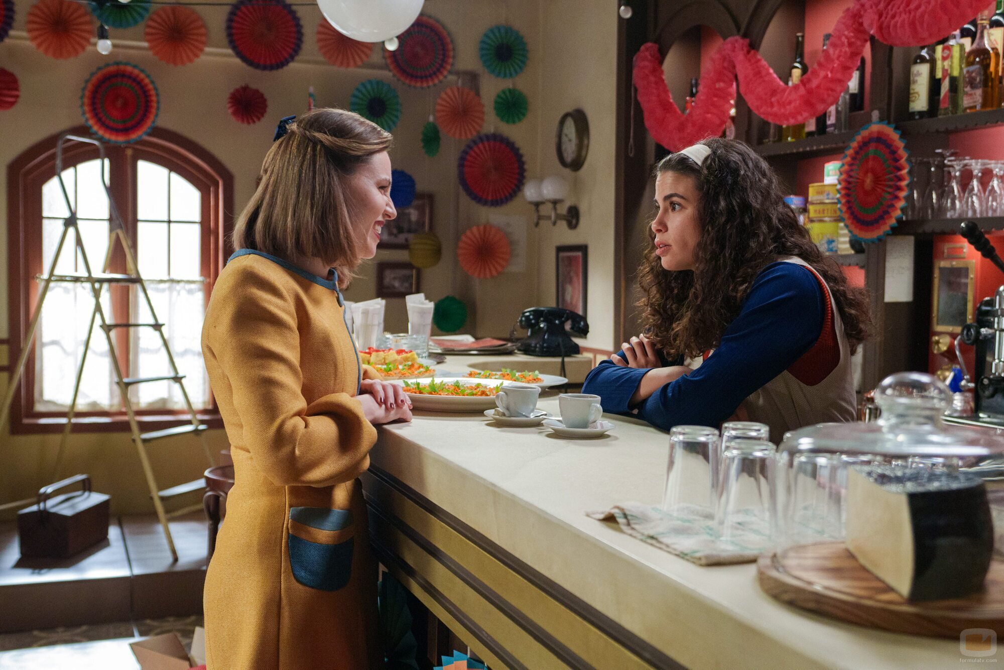 Isabel Moreno y Dèlia Brufau en el 3x124 de 'Sueños de libertad'