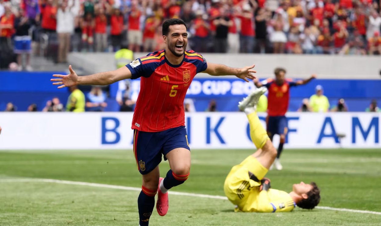 Mikel Merino tras marcar el gol en el minuto 87 del España - Bélgica
