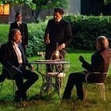 Manuel Regueiro y Carlos de Austria en 7x127 'Miércoles 15 de julio de 2026' de 'La promesa'