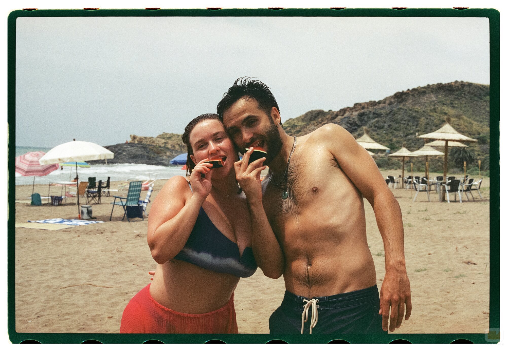 Clara Sans y Ricardo Gómez en una imagen de 'Toda la verdad de mis mentiras'