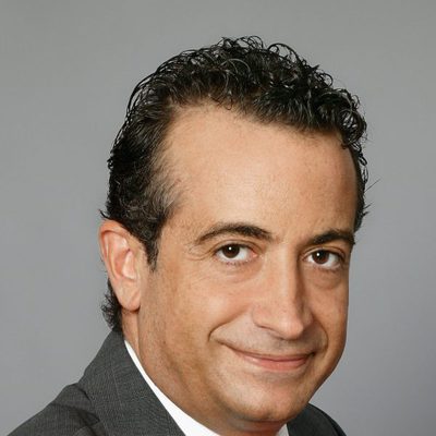 J.J. Santos, presentador de deportes en Telecinco
