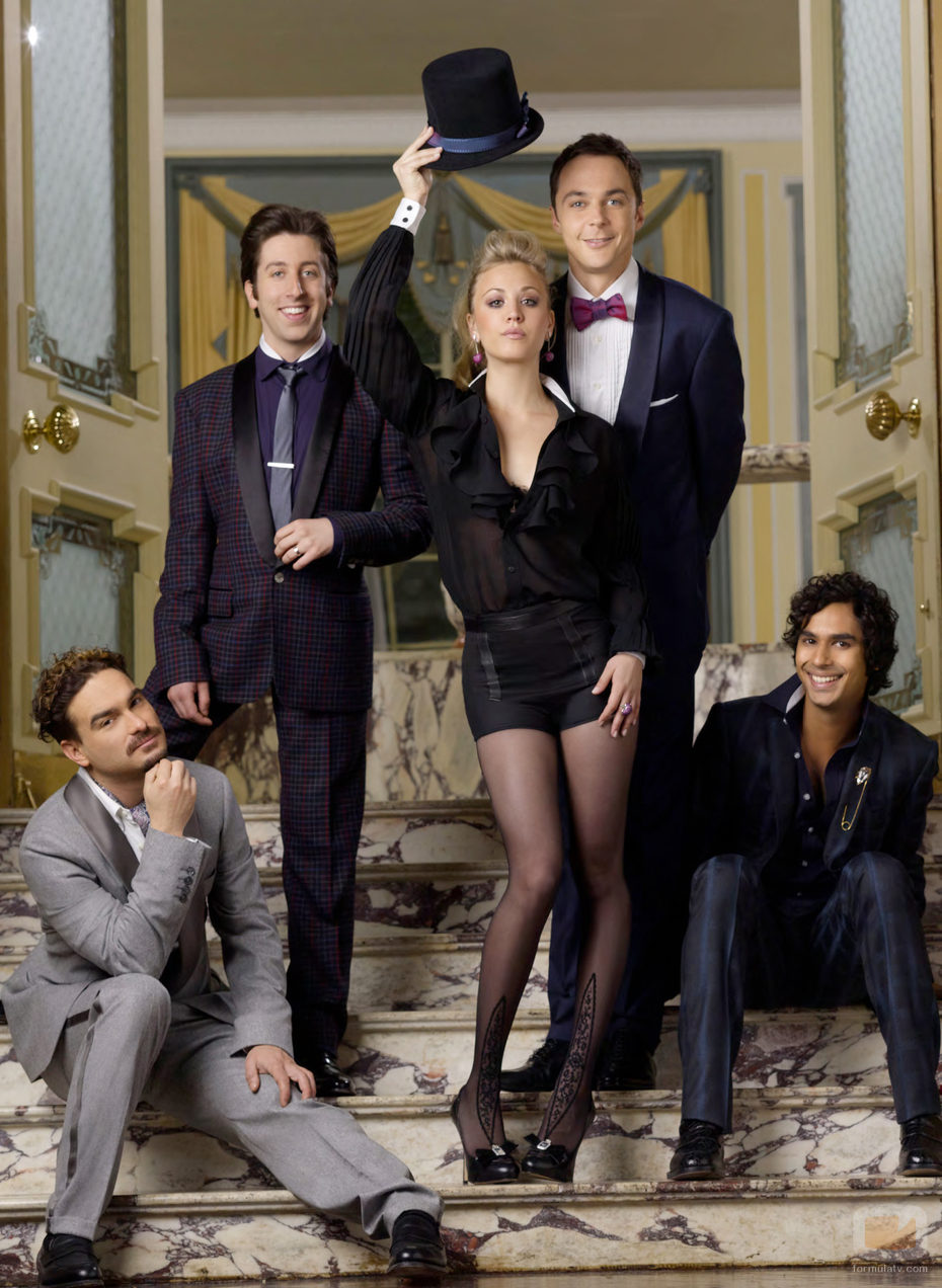 El reparto de 'The Big Bang Theory' de traje