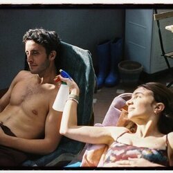 Daniel Ibáñez y Itziar Manero en una escena de 'Toda la verdad de mis mentiras'