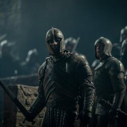 Freddie Fox y Fabien Frankel en el 3x04 de 'La Casa del Dragón'