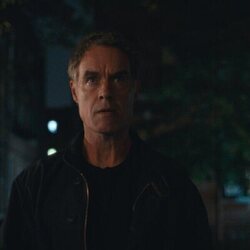 Murray Bartlett en Capítulo 5 titulado 'Estafador' de 'Satisfacción garantizada'