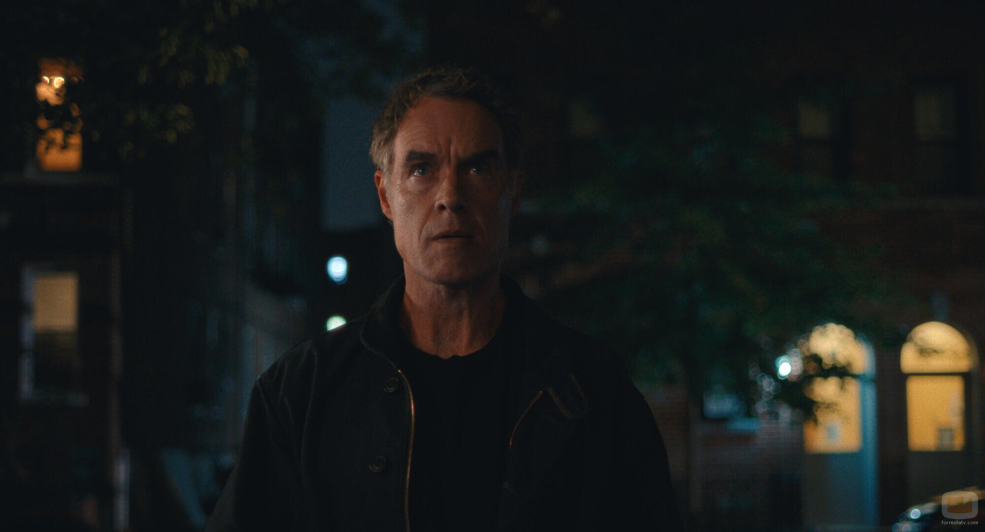 Murray Bartlett en Capítulo 5 titulado 'Estafador' de 'Satisfacción garantizada'