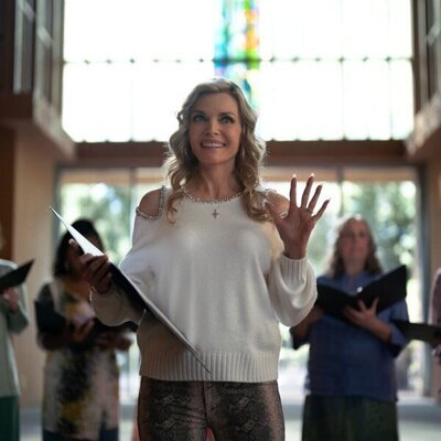Michelle Pfeiffer en Capítulo 3 titulado 'Jinx te maldijo' de 'Margo tiene problemas de dinero'