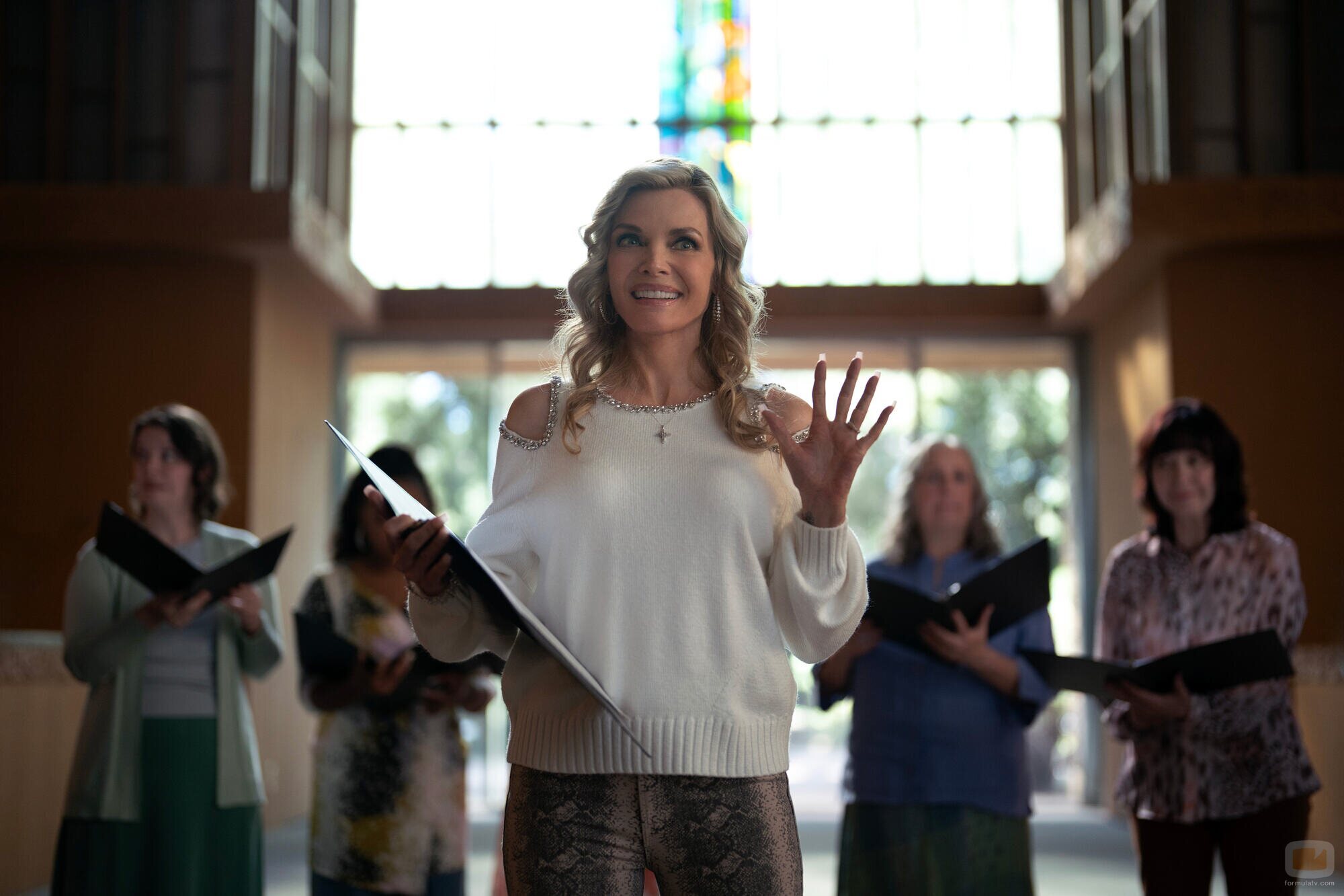 Michelle Pfeiffer en Capítulo 3 titulado 'Jinx te maldijo' de 'Margo tiene problemas de dinero'