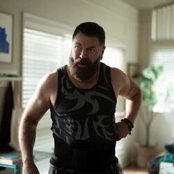 Nick Offerman en 1x04 titulado 'Amigas' de 'Margo tiene problemas de dinero'