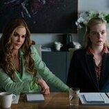 Elle Fanning y Nicole Kidman en el 1x07 de 'Margo's Got Money Troubles'
